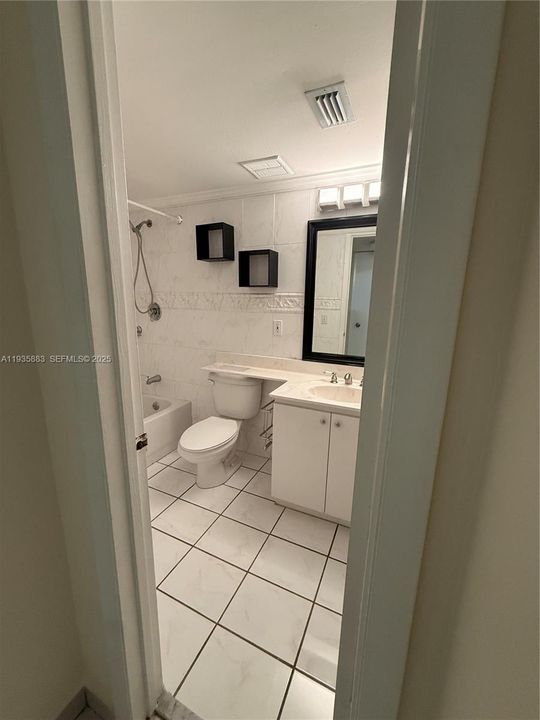 En Renta: $2,300 (2 camas, 2 baños, 855 Pies cuadrados)