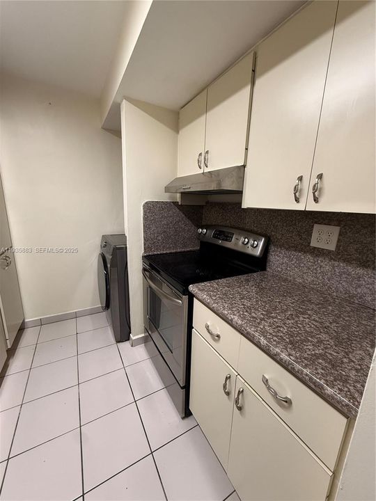 En Renta: $2,300 (2 camas, 2 baños, 855 Pies cuadrados)