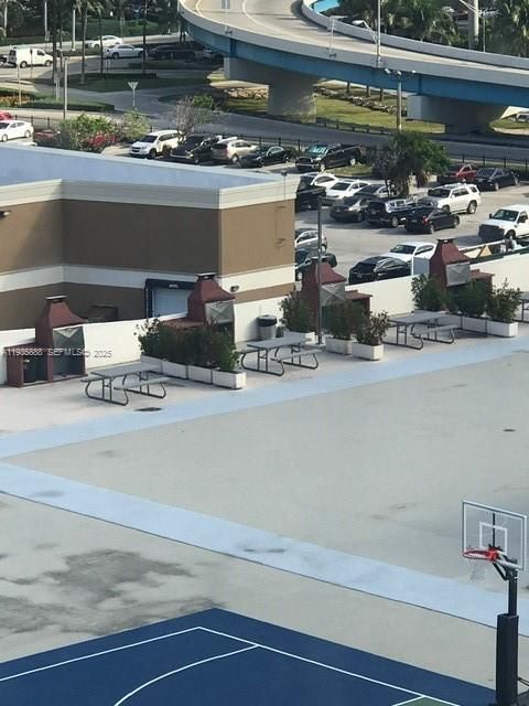 На продажу: $490,000 (2 спален, 2 ванн, 1230 Квадратных фут)