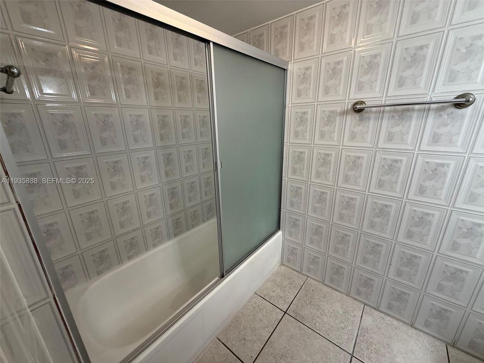 На продажу: $490,000 (2 спален, 2 ванн, 1230 Квадратных фут)