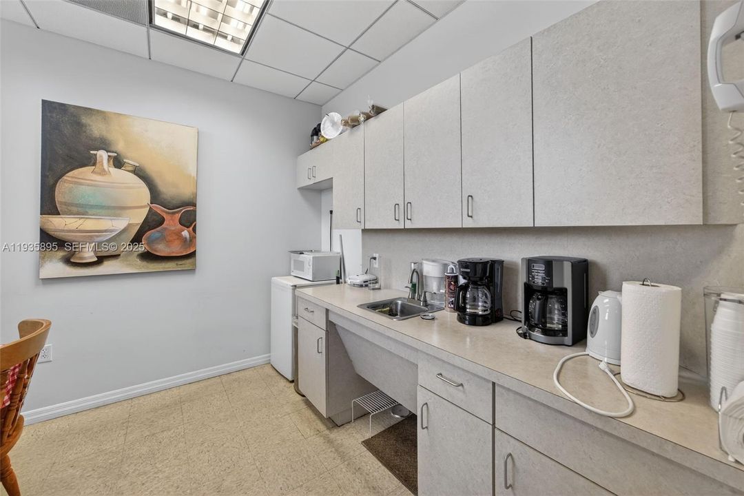 На продажу: $1,400,000 (0 спален, 0 ванн, 0 Квадратных фут)