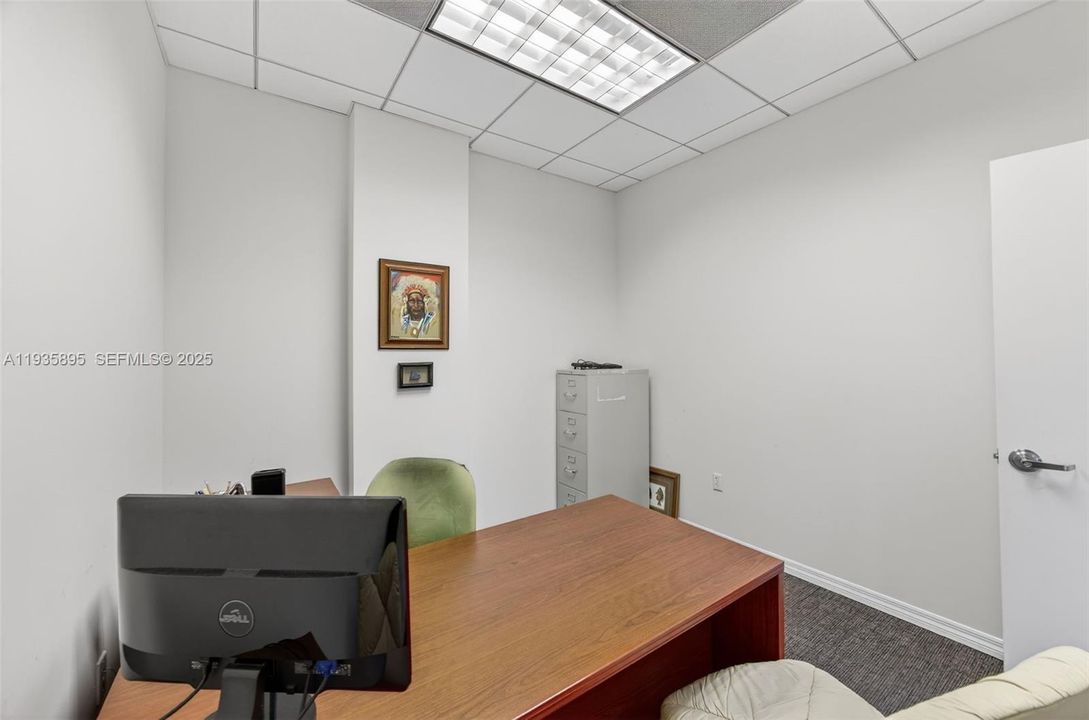 На продажу: $1,400,000 (0 спален, 0 ванн, 0 Квадратных фут)