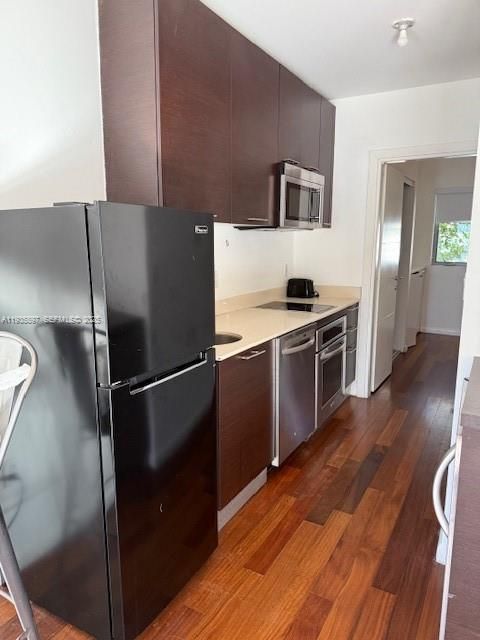 В аренду: $1,975 (1 спален, 1 ванн, 425 Квадратных фут)