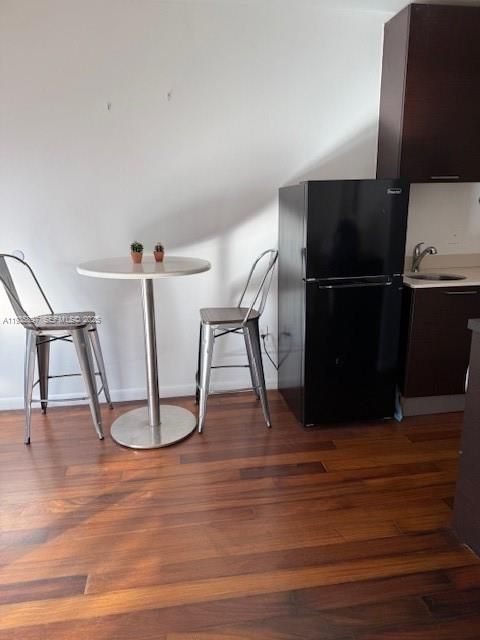 HIGH TABLE AND CHAIRS