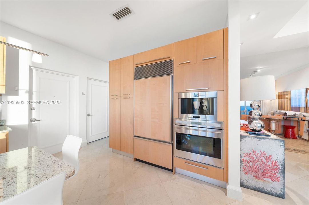 For Sale: $2,300,000 (2 beds, 3 baths, 2327 Square Feet)