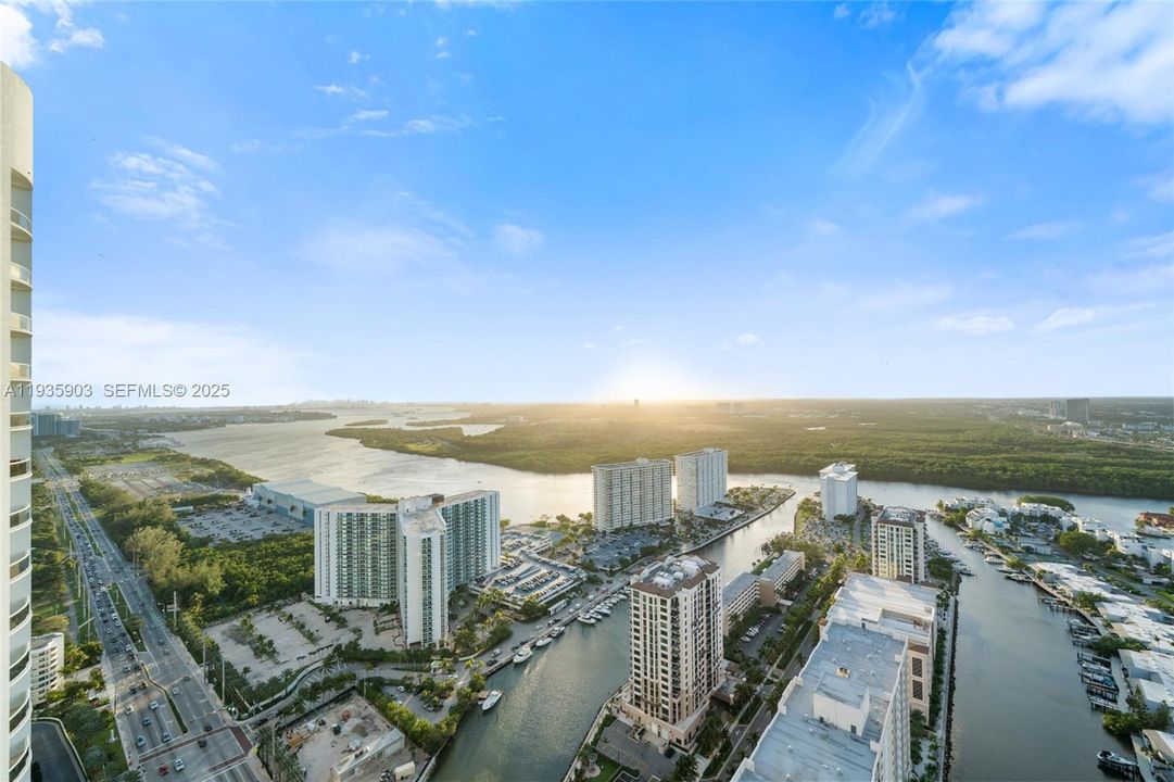 For Sale: $2,300,000 (2 beds, 3 baths, 2327 Square Feet)