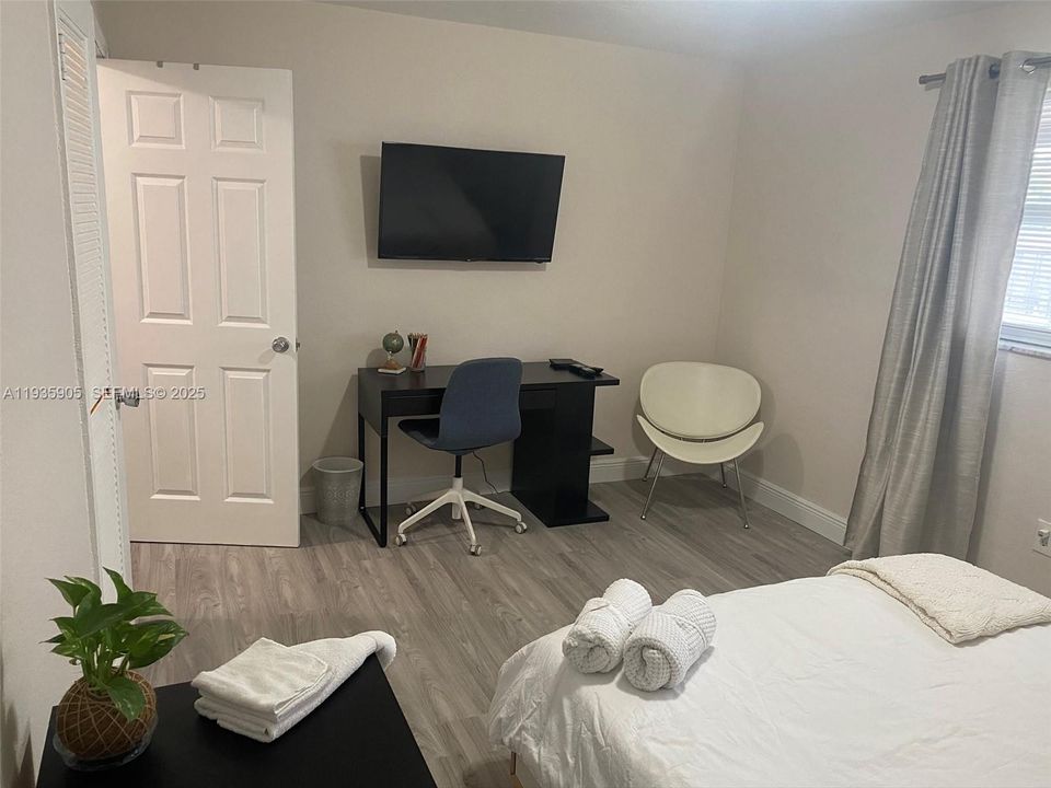 3/2 - Bedroom A