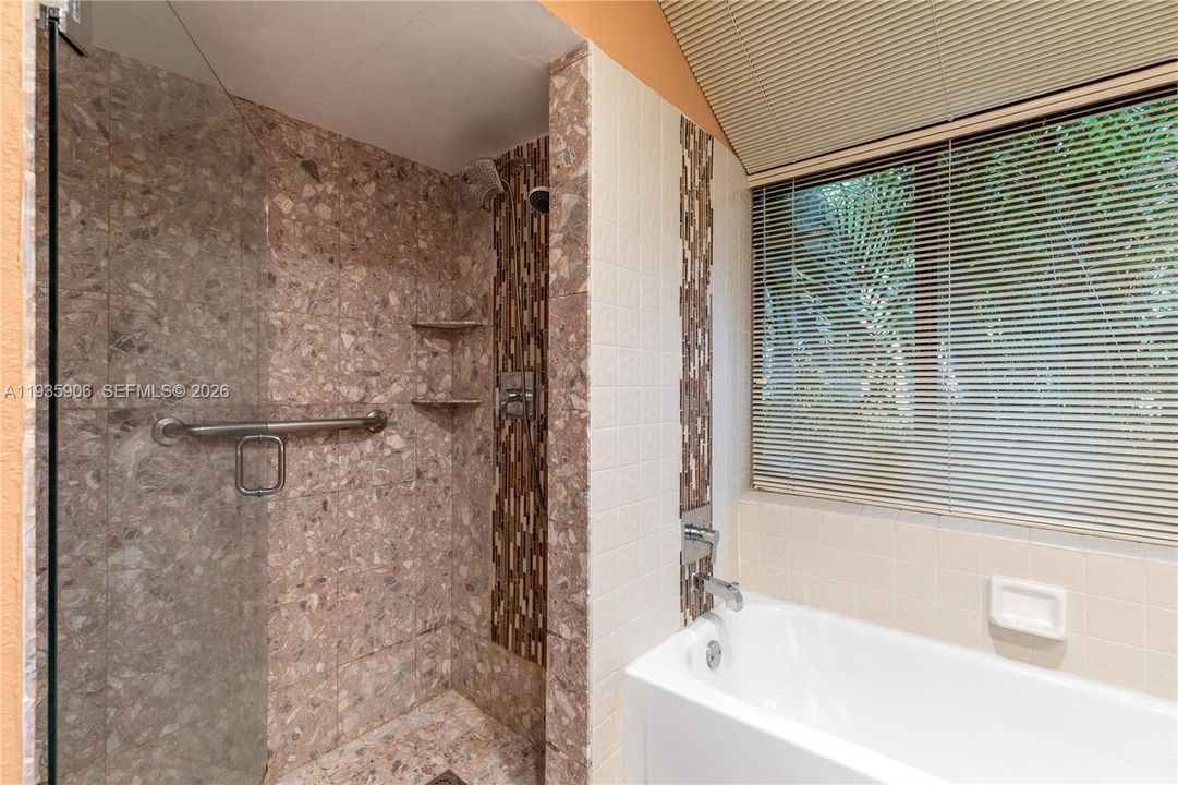 For Sale: $478,999 (3 beds, 2 baths, 1536 Square Feet)