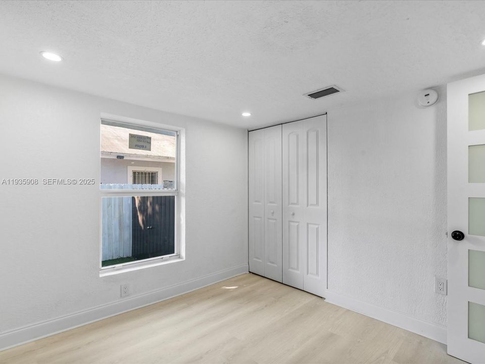 В аренду: $3,000 (3 спален, 2 ванн, 790 Квадратных фут)