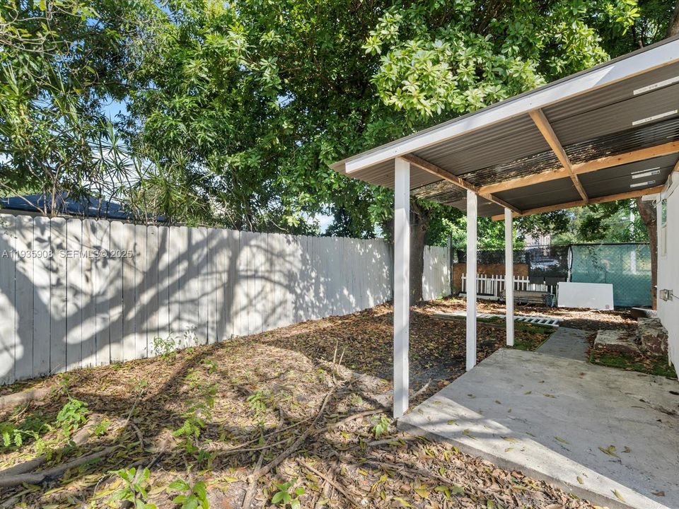 В аренду: $3,000 (3 спален, 2 ванн, 790 Квадратных фут)