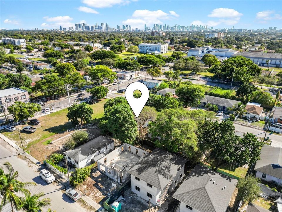 В аренду: $3,000 (3 спален, 2 ванн, 790 Квадратных фут)