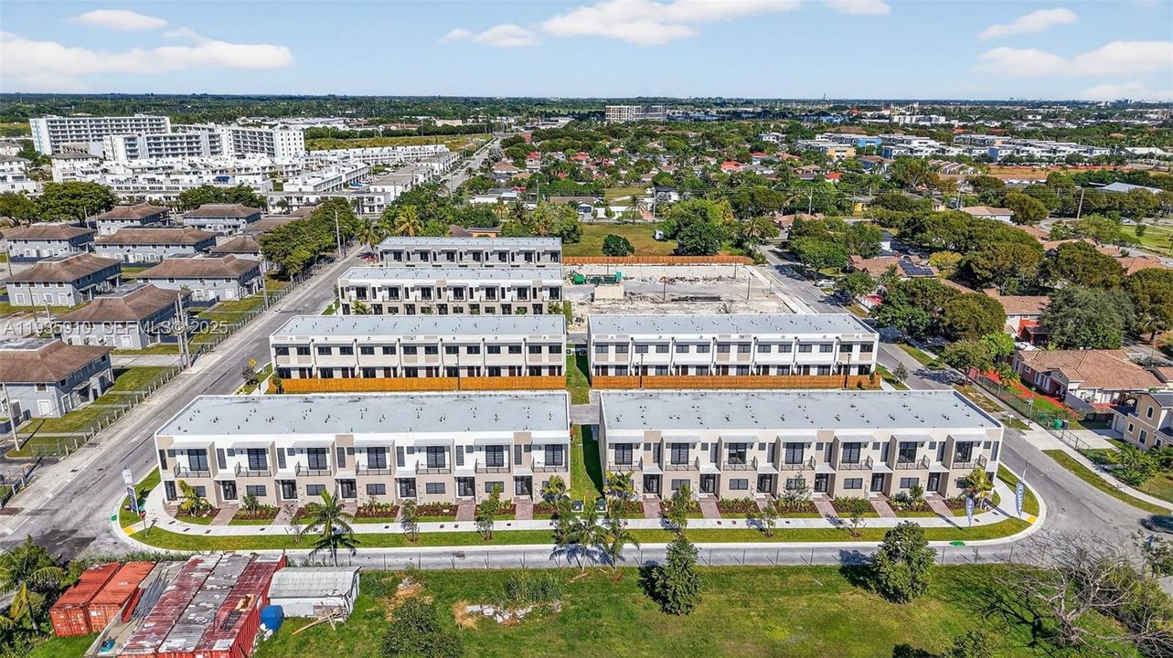 For Rent: $3,350 (4 beds, 3 baths, 1436 Square Feet)