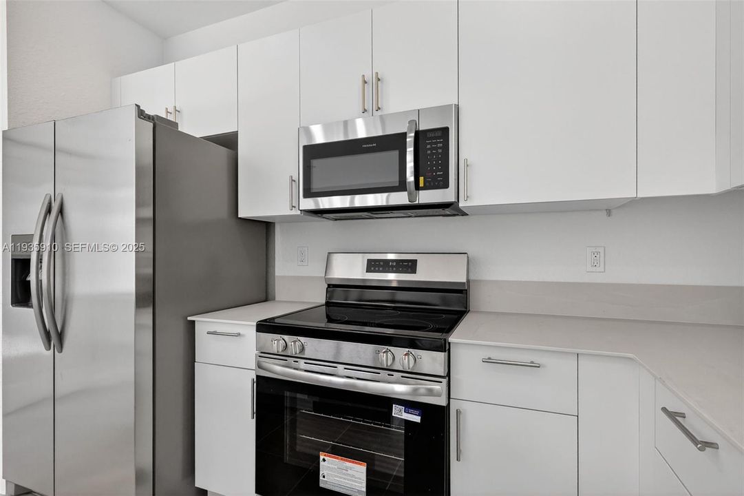 For Rent: $3,350 (4 beds, 3 baths, 1436 Square Feet)