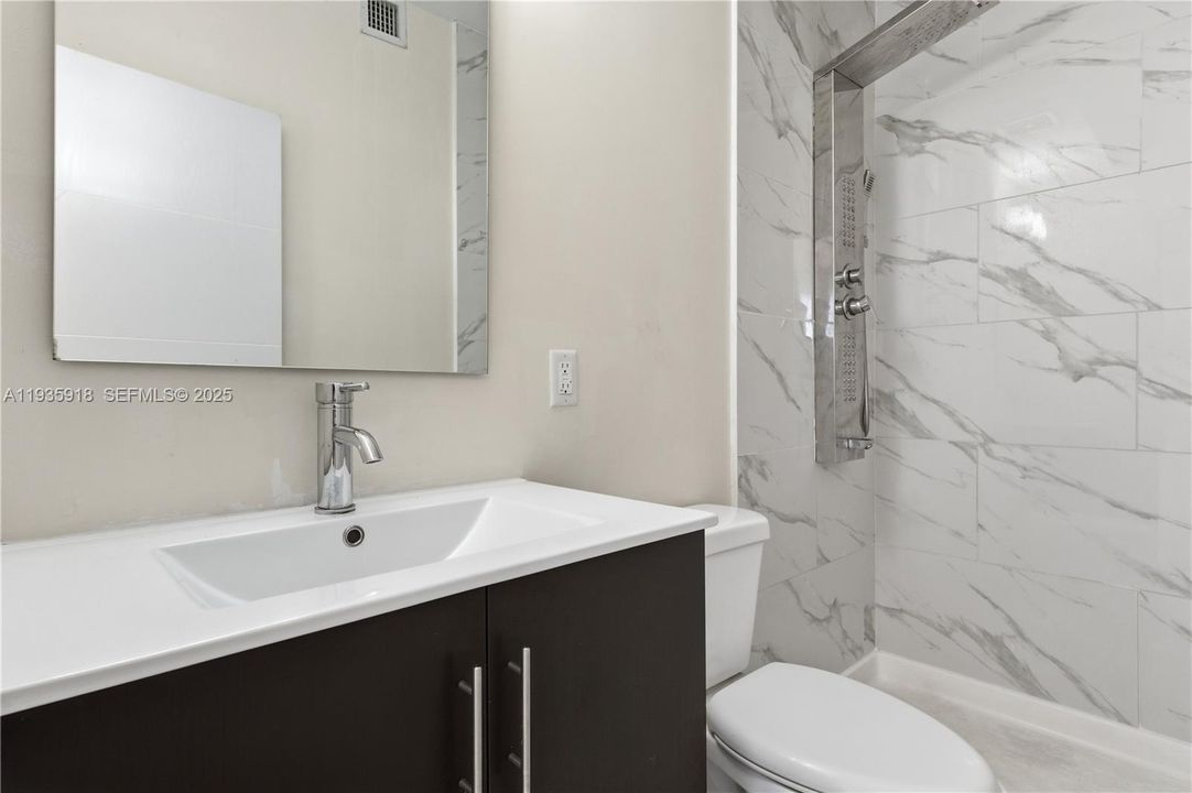 В аренду: $2,499 (4 спален, 3 ванн, 1535 Квадратных фут)