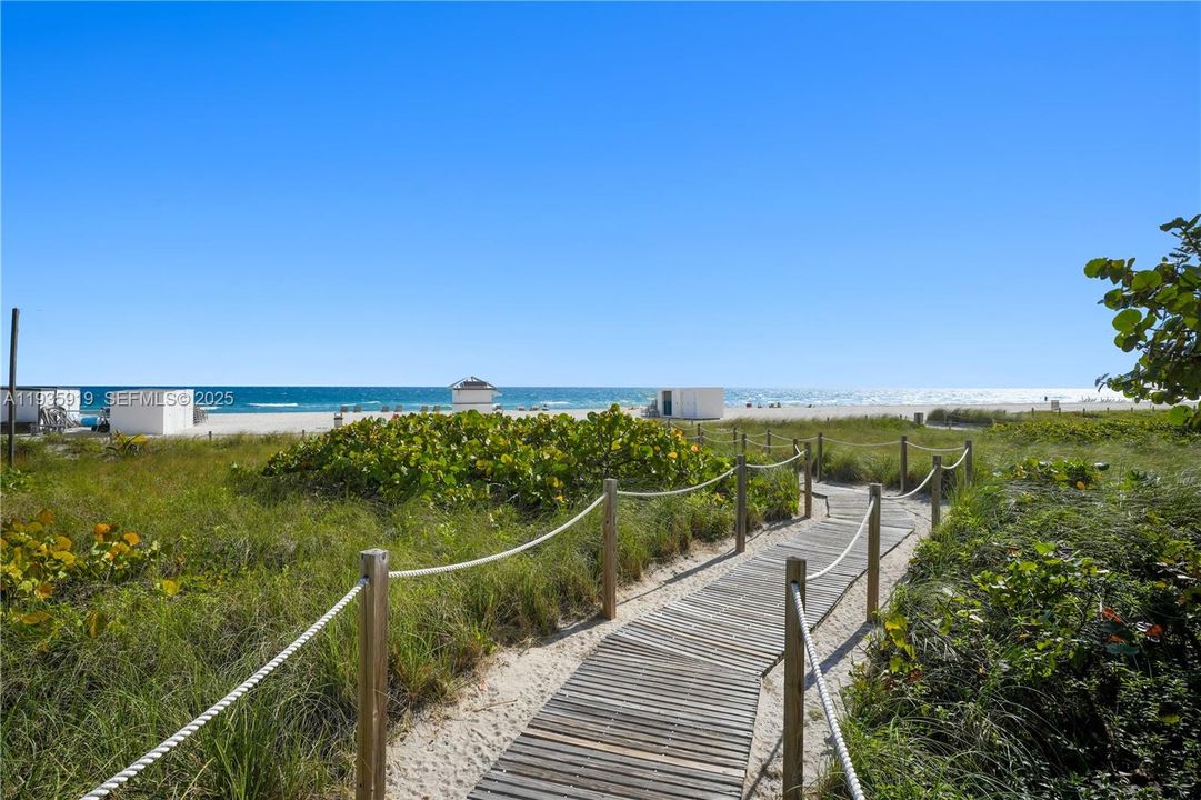 For Rent: $9,500 (2 beds, 2 baths, 1094 Square Feet)