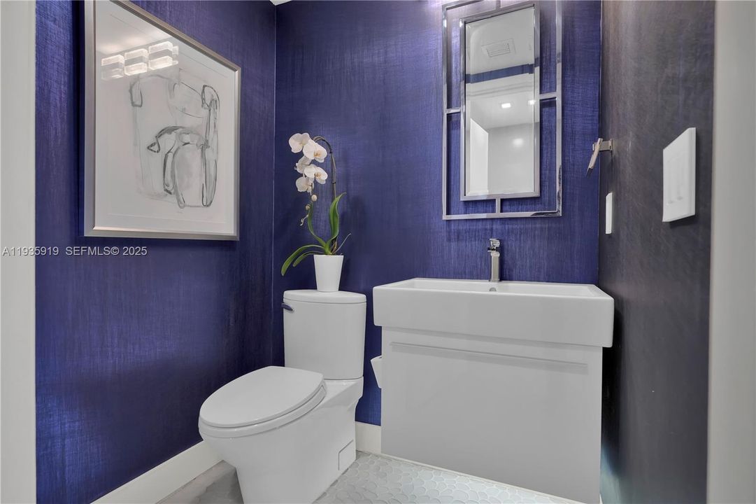 For Rent: $9,500 (2 beds, 2 baths, 1094 Square Feet)