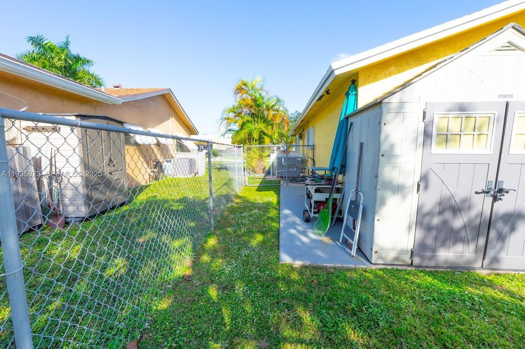 待售: $465,000 (3 贝兹, 2 浴室, 1635 平方英尺)