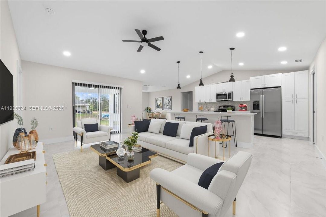 待售: $384,900 (4 贝兹, 3 浴室, 2033 平方英尺)