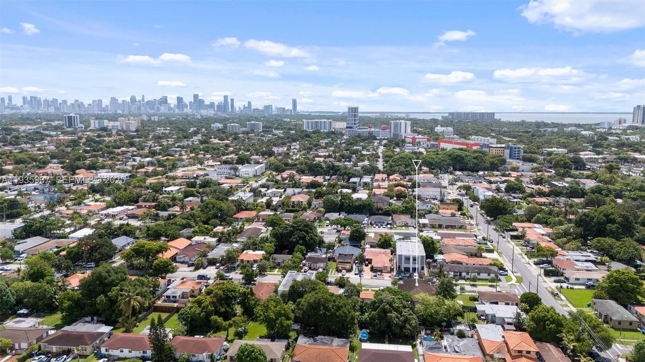 For Rent: $6,800 (3 beds, 3 baths, 2031 Square Feet)