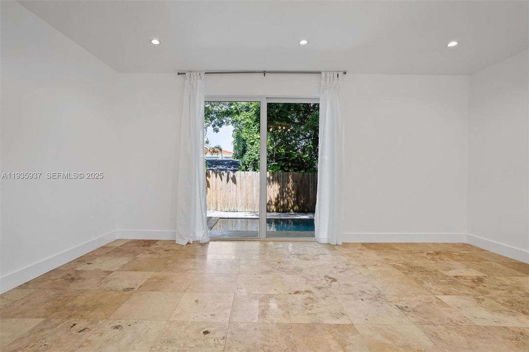 For Rent: $6,800 (3 beds, 3 baths, 2031 Square Feet)