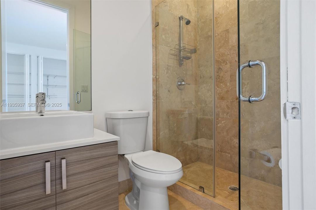 For Rent: $6,800 (3 beds, 3 baths, 2031 Square Feet)