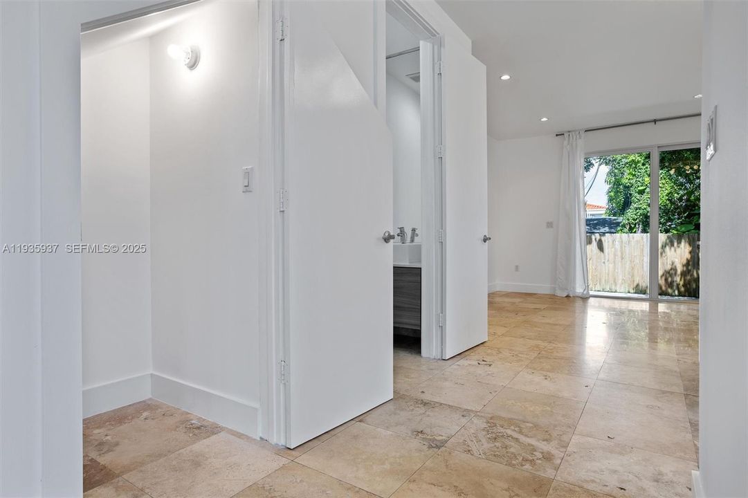 For Rent: $6,800 (3 beds, 3 baths, 2031 Square Feet)