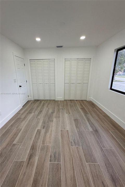 For Rent: $5,500 (4 beds, 2 baths, 2000 Square Feet)