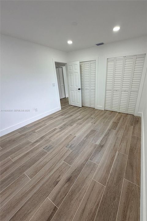 For Rent: $5,500 (4 beds, 2 baths, 2000 Square Feet)