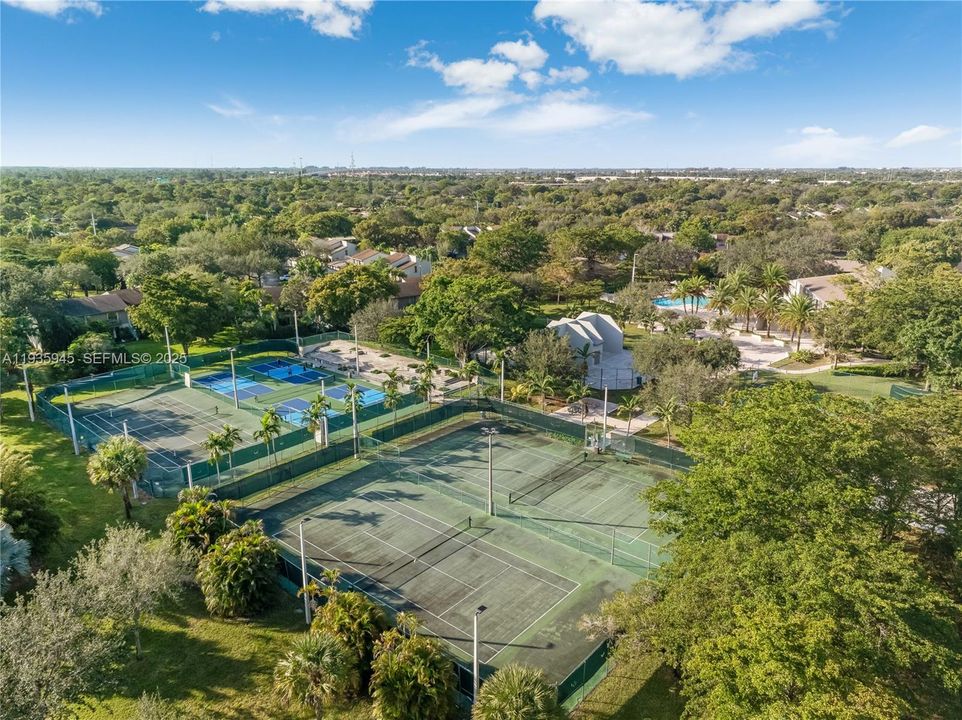 待售: $475,000 (3 贝兹, 2 浴室, 1465 平方英尺)