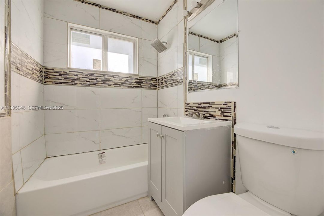 В аренду: $3,000 (4 спален, 2 ванн, 1200 Квадратных фут)