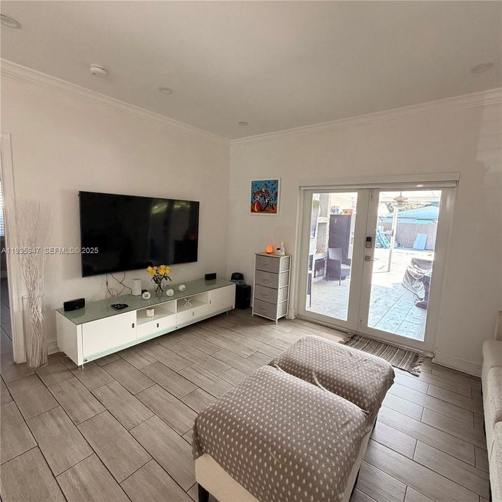 На продажу: $630,000 (3 спален, 2 ванн, 1560 Квадратных фут)