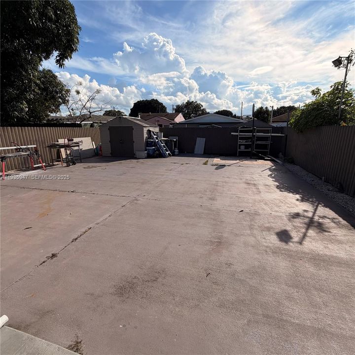 На продажу: $630,000 (3 спален, 2 ванн, 1560 Квадратных фут)