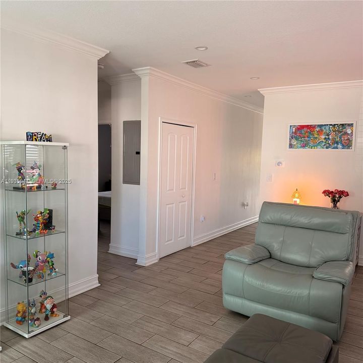 На продажу: $630,000 (3 спален, 2 ванн, 1560 Квадратных фут)