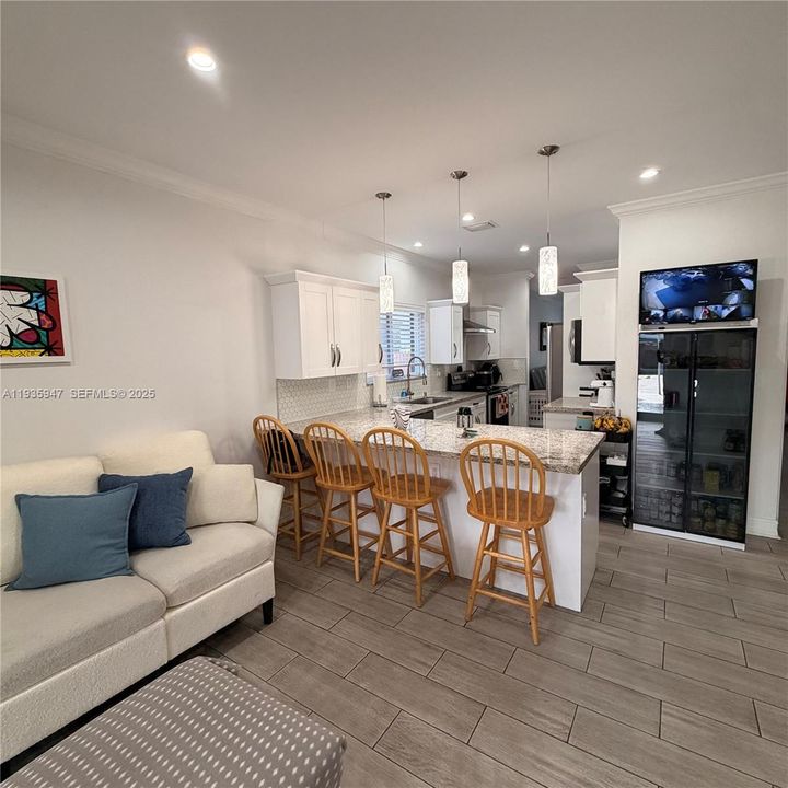 На продажу: $630,000 (3 спален, 2 ванн, 1560 Квадратных фут)