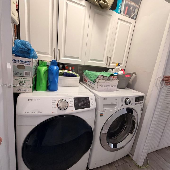 На продажу: $630,000 (3 спален, 2 ванн, 1560 Квадратных фут)