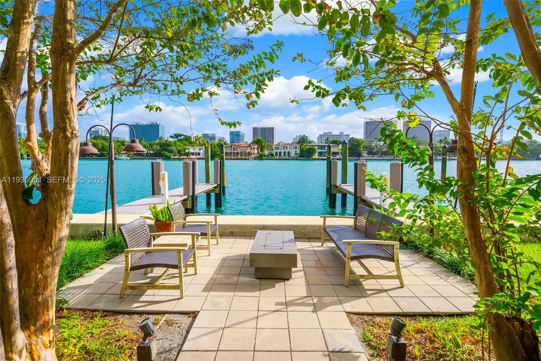 For Rent: $7,000 (2 beds, 2 baths, 1760 Square Feet)