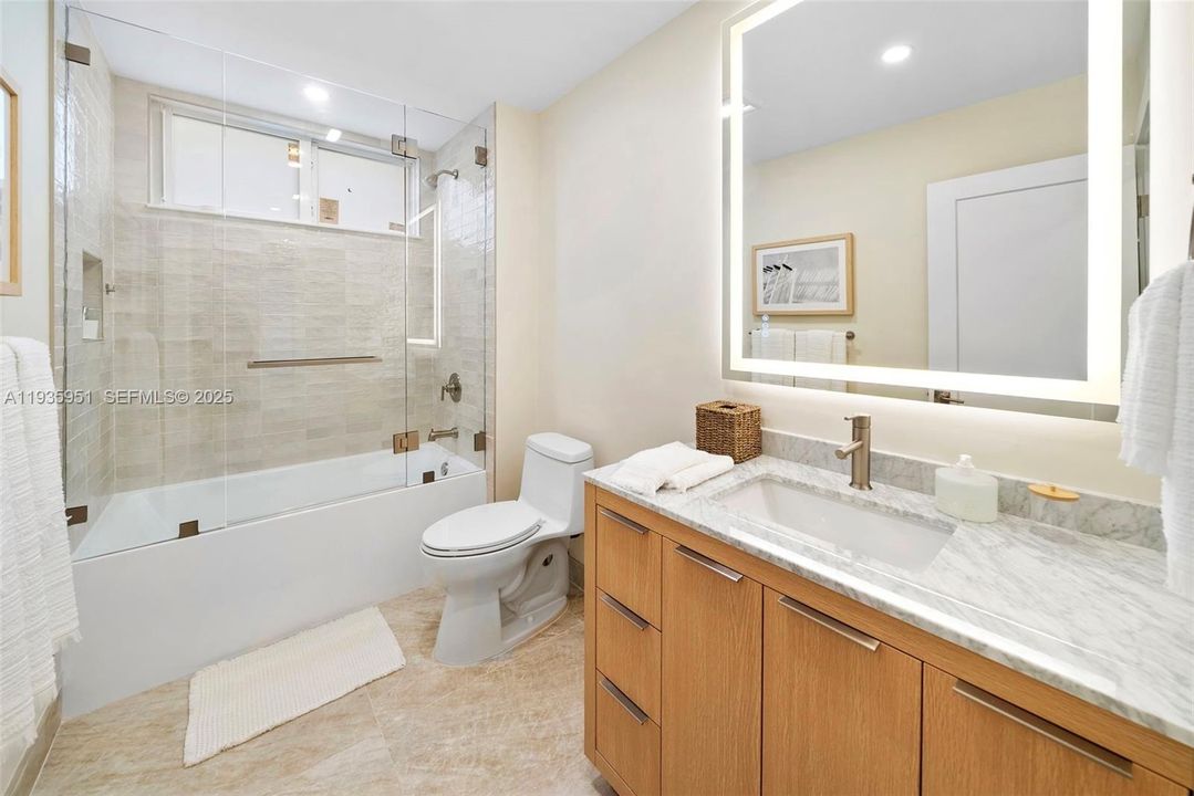 For Rent: $7,000 (2 beds, 2 baths, 1760 Square Feet)