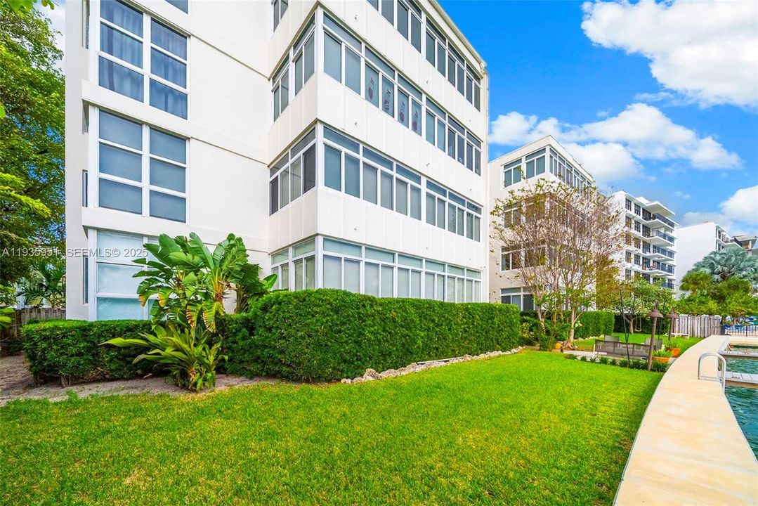 For Rent: $7,000 (2 beds, 2 baths, 1760 Square Feet)