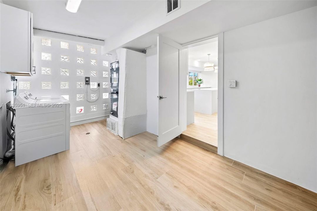 For Rent: $7,000 (2 beds, 2 baths, 1760 Square Feet)