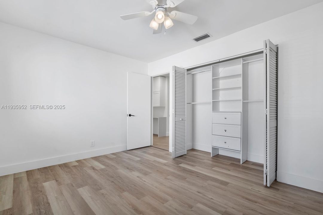 For Sale: $599,995 (3 beds, 2 baths, 2197 Square Feet)