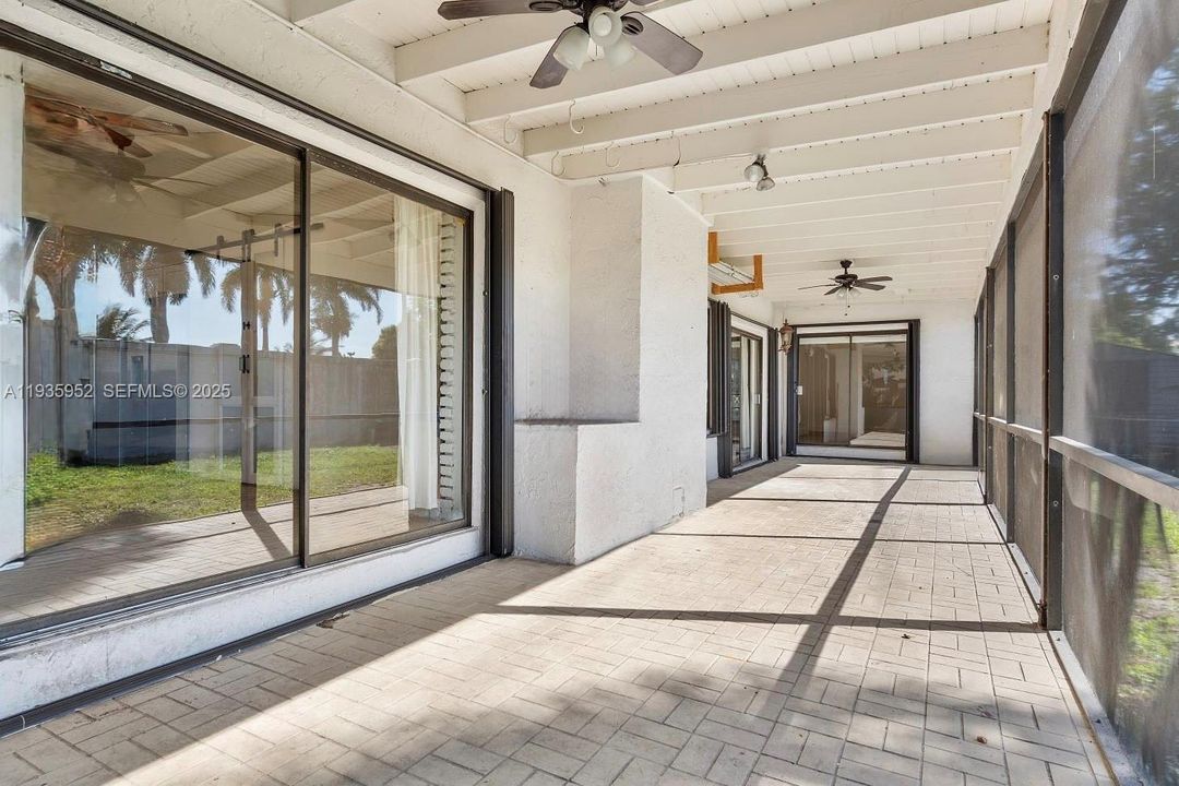 For Sale: $599,995 (3 beds, 2 baths, 2197 Square Feet)