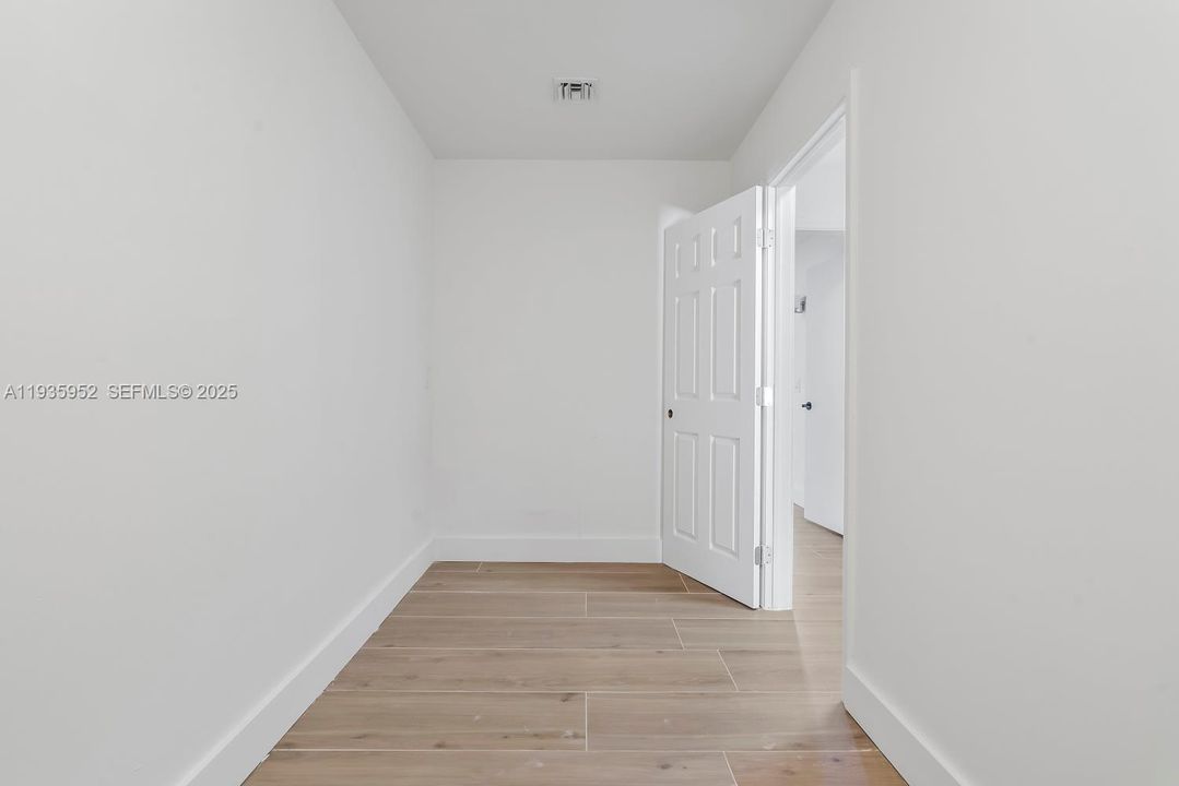 For Sale: $599,995 (3 beds, 2 baths, 2197 Square Feet)