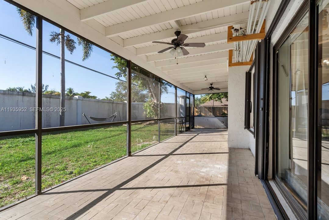 For Sale: $599,995 (3 beds, 2 baths, 2197 Square Feet)