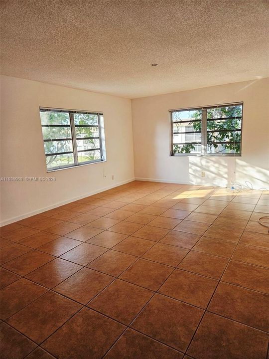 В аренду: $2,150 (2 спален, 2 ванн, 1100 Квадратных фут)