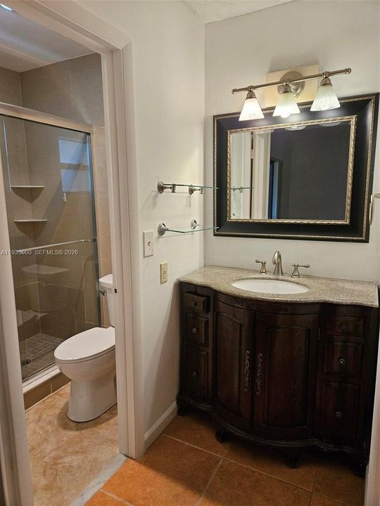 В аренду: $2,150 (2 спален, 2 ванн, 1100 Квадратных фут)