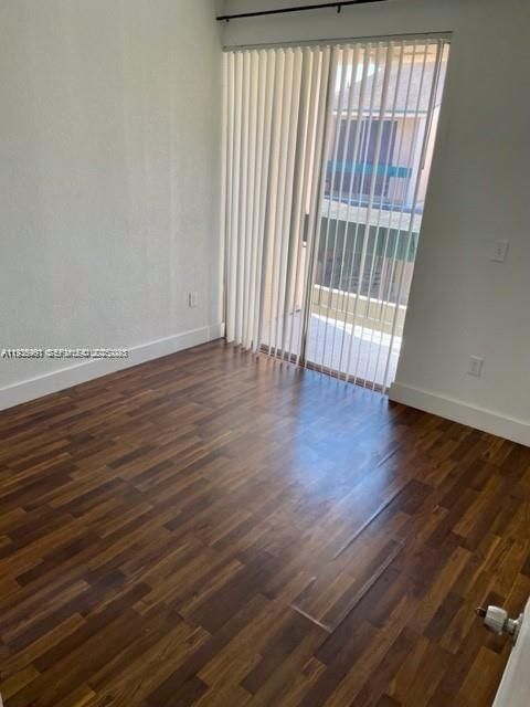 For Rent: $2,750 (3 beds, 2 baths, 1900 Square Feet)