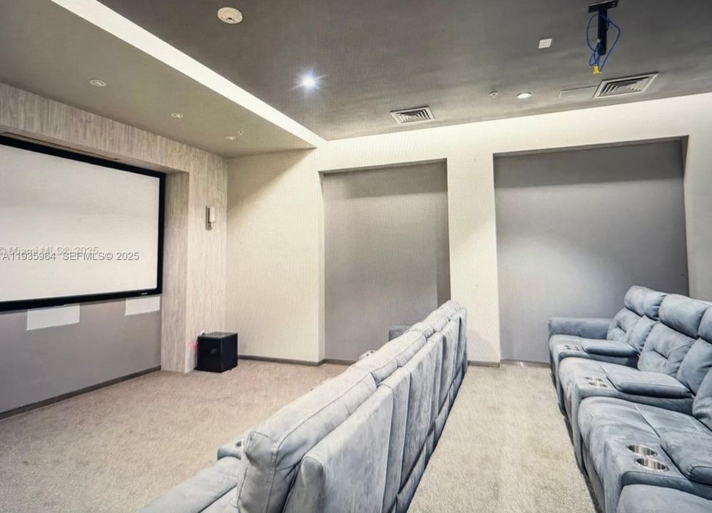 En Venta: $1,349,000 (2 camas, 2 baños, 1056 Pies cuadrados)