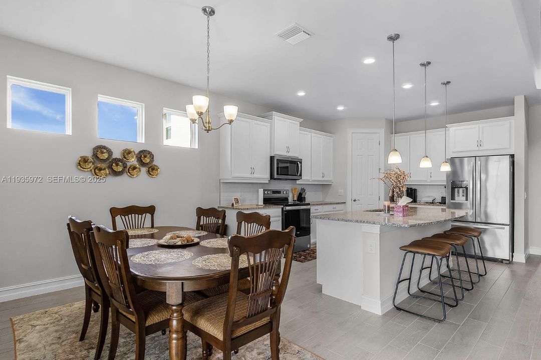 For Rent: $3,500 (4 beds, 3 baths, 0 Square Feet)