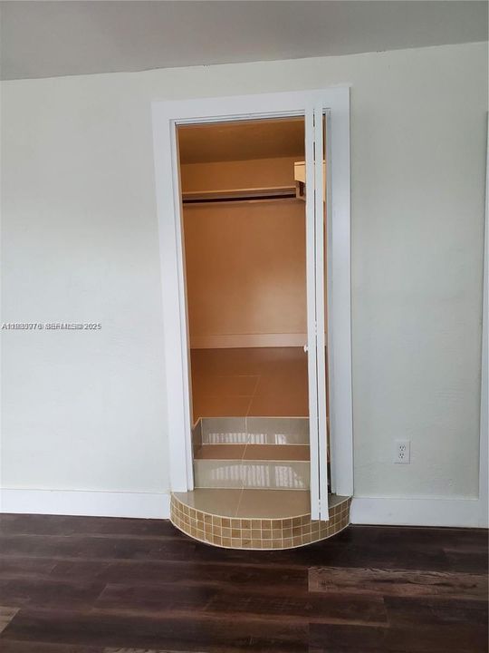 В аренду: $3,450 (3 спален, 2 ванн, 4288 Квадратных фут)