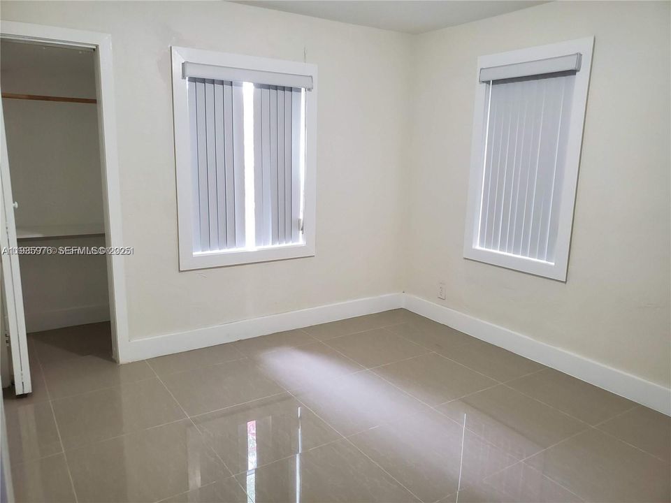 В аренду: $3,450 (3 спален, 2 ванн, 4288 Квадратных фут)